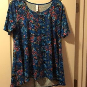 Lularoe s perfect tee